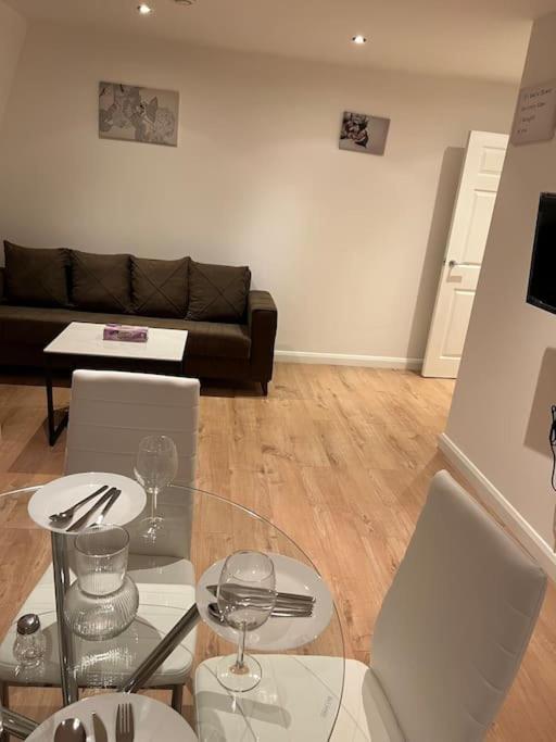 009- Studio Apartment In Ealing F5 Extérieur photo