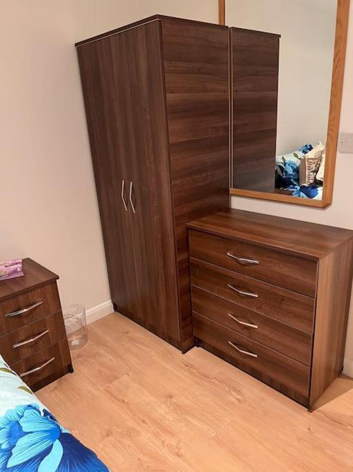 009- Studio Apartment In Ealing F5 Extérieur photo
